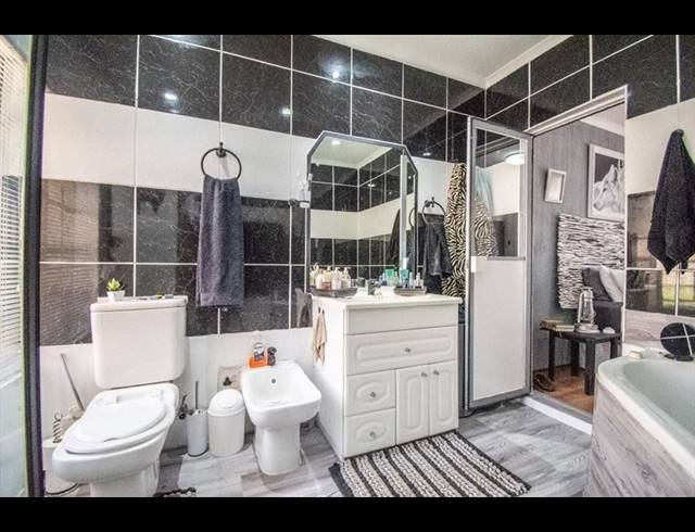 2 BEDROOM APARTMENT FOR SALE IN NORKEM PARK
